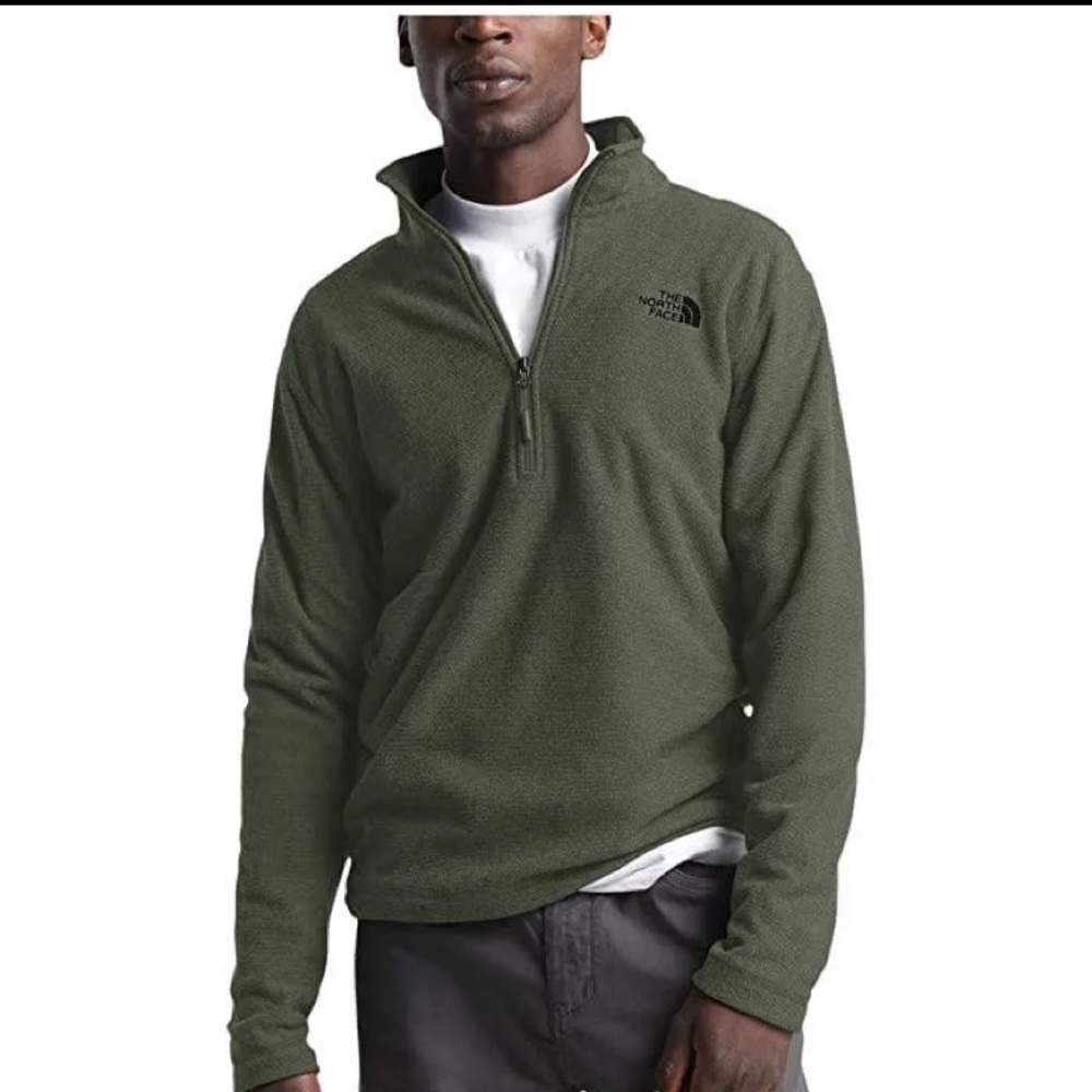 Men’s quarter zip sweater